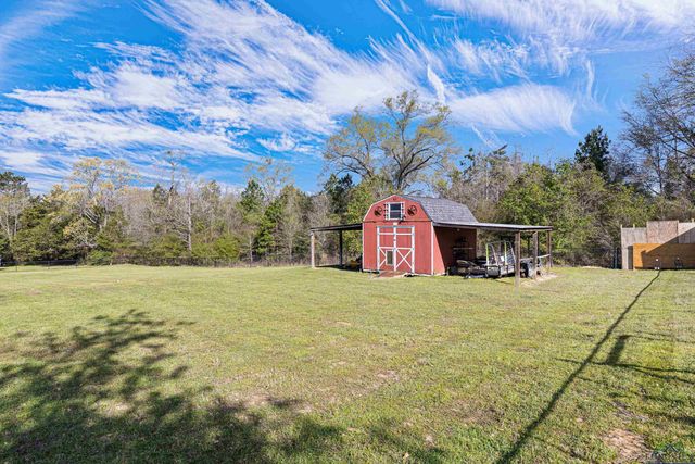403 Holloway, Big Sandy, TX 75755