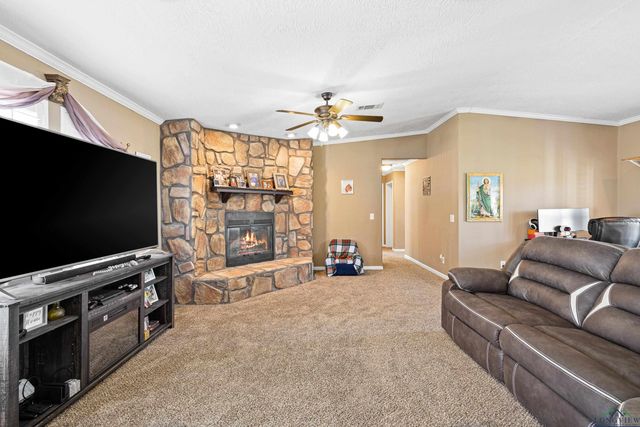 403 Holloway, Big Sandy, TX 75755