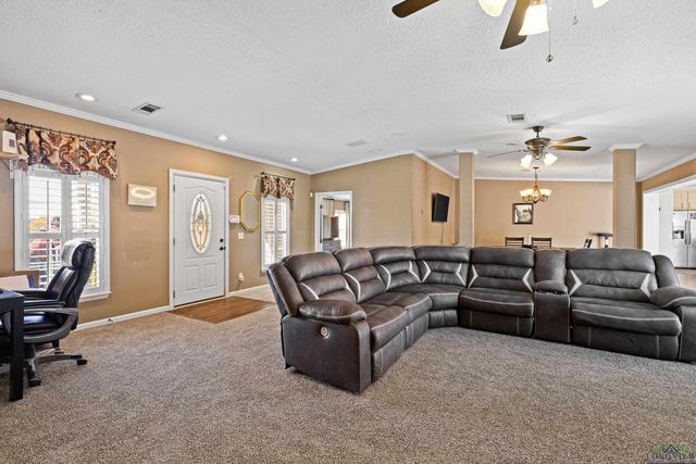 403 Holloway, Big Sandy, TX 75755