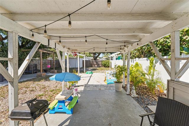 4127 6TH AVENUE, St Petersburg, FL 33713