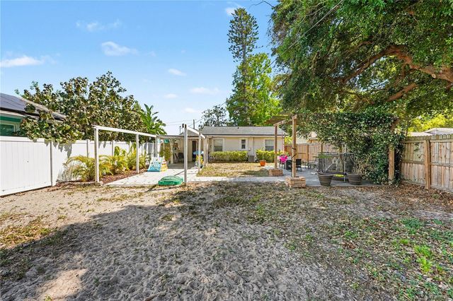 4127 6TH AVENUE, St Petersburg, FL 33713