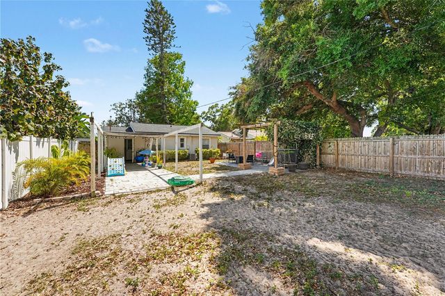 4127 6TH AVENUE, St Petersburg, FL 33713