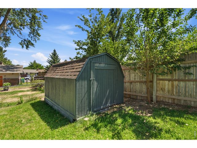1824 24th Ave Ct, Greeley, CO 80634