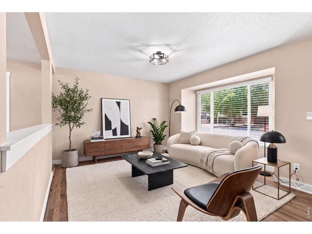 1824 24th Ave Ct, Greeley, CO 80634