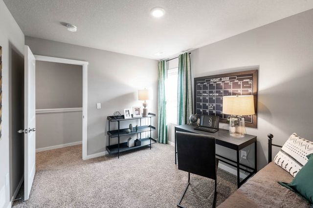 2455 Chloe Drive, Hiawatha, IA 52233