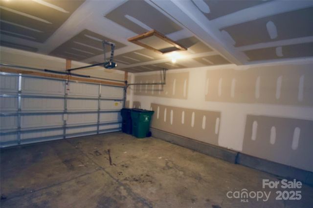 9721 Castle Terrace Court, Charlotte, NC 28215