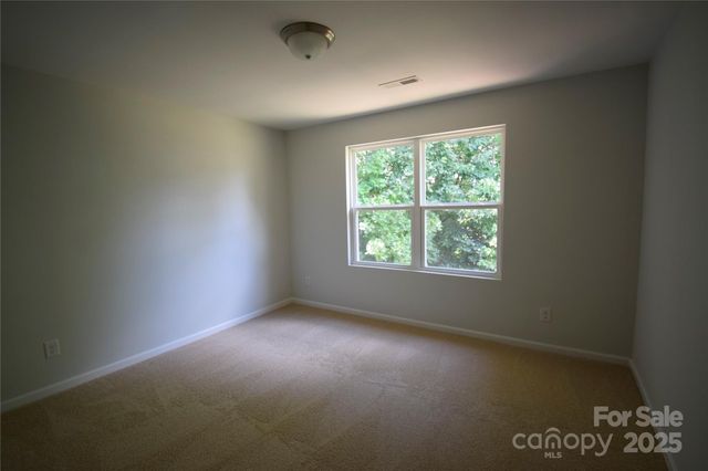 9721 Castle Terrace Court, Charlotte, NC 28215