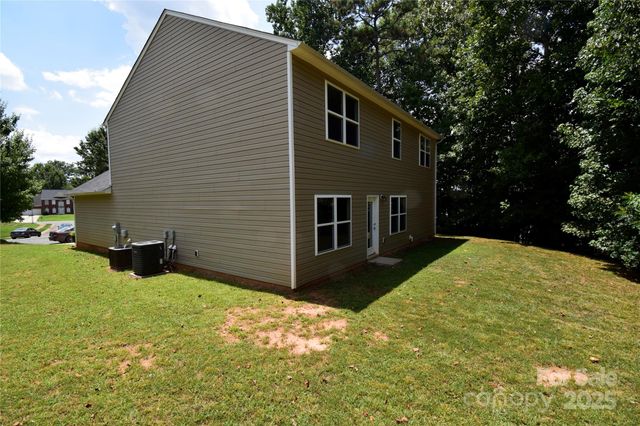 9721 Castle Terrace Court, Charlotte, NC 28215