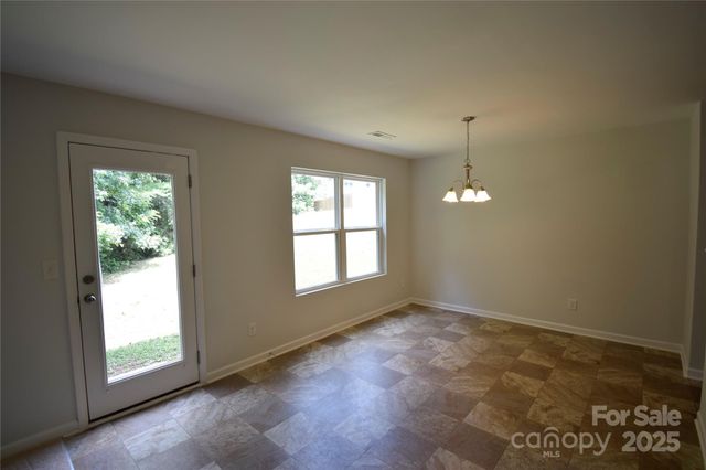 9721 Castle Terrace Court, Charlotte, NC 28215