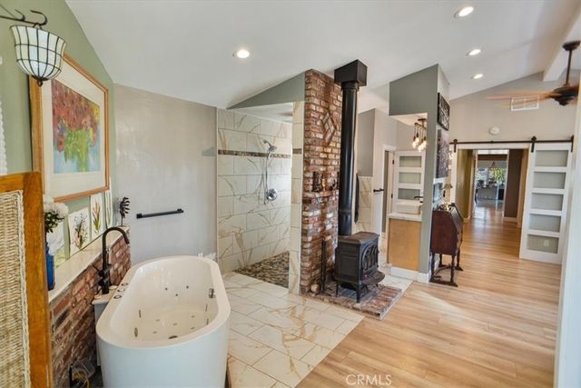 40005 92nd Street W, Leona Valley, CA 93551