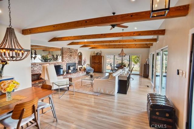 40005 92nd Street W, Leona Valley, CA 93551