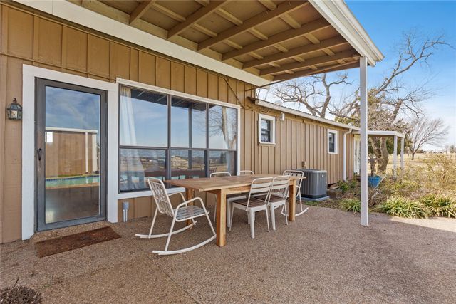 9213 Wilson Road, Pilot Point, TX 76258