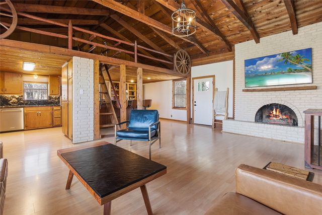 9213 Wilson Road, Pilot Point, TX 76258