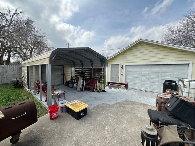 4721 Nesbitt Dr, Corpus Christi, TX 78415