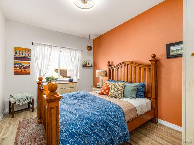 803 Thorncrest Dr, Pueblo, CO 81005