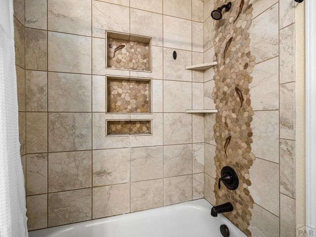 803 Thorncrest Dr, Pueblo, CO 81005