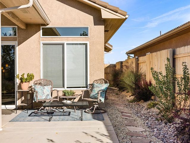 803 Thorncrest Dr, Pueblo, CO 81005