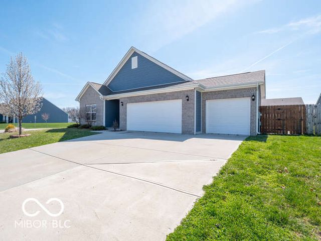 1303 Crabapple Road, Franklin, IN 46131
