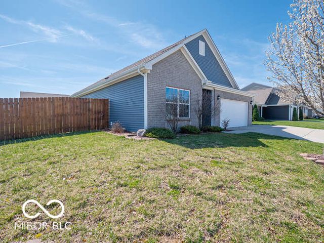 1303 Crabapple Road, Franklin, IN 46131