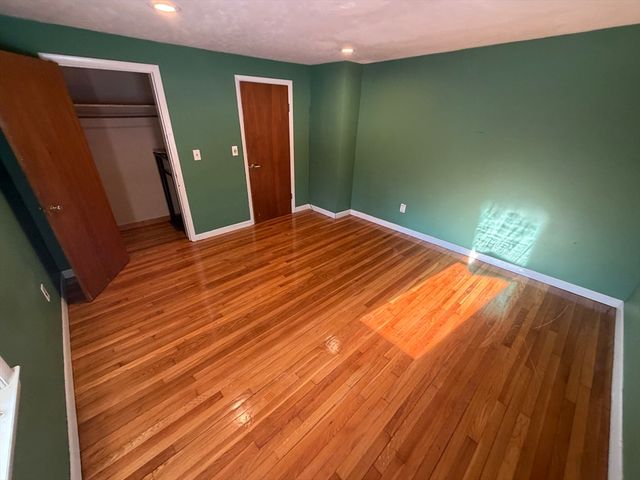 845 Stafford St, Leicester, MA 01542
