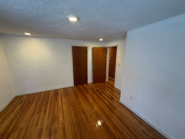 845 Stafford St, Leicester, MA 01542