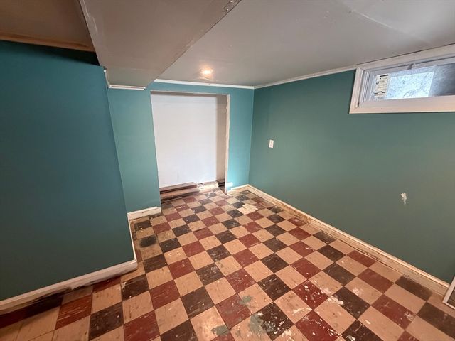 845 Stafford St, Leicester, MA 01542