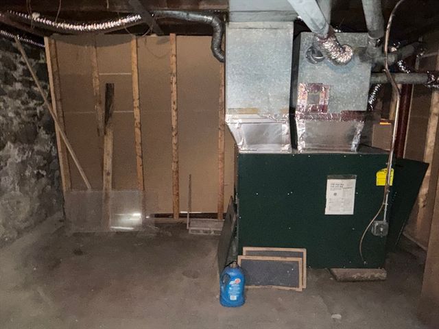 845 Stafford St, Leicester, MA 01542