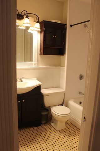8 Garrison 400, Boston, MA 02116
