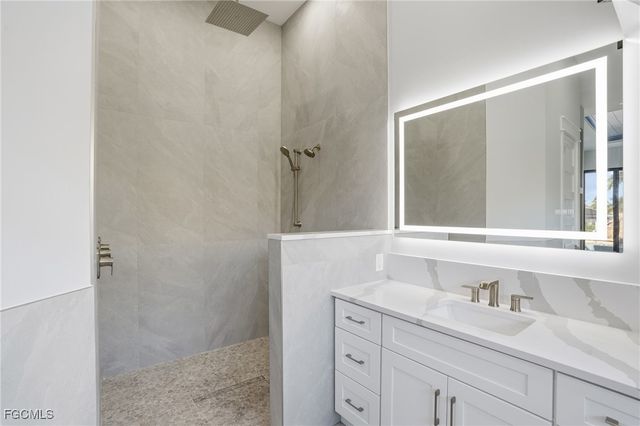 2819 SW 40Th ST, Cape Coral, FL 33914