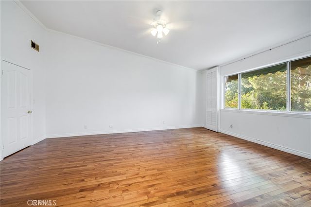 19314 Yolie, Tarzana, CA 91356