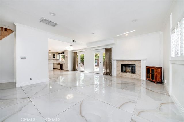 19314 Yolie, Tarzana, CA 91356
