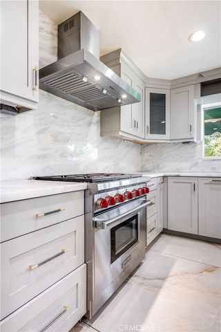 19314 Yolie, Tarzana, CA 91356