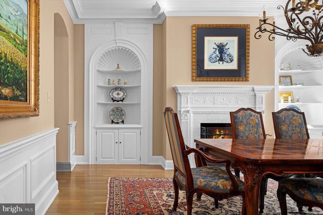 6220 SHEAFF LN, Fort Washington, PA 19034