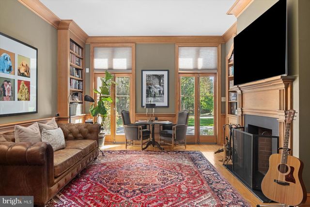 6220 SHEAFF LN, Fort Washington, PA 19034