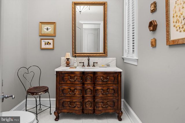 6220 SHEAFF LN, Fort Washington, PA 19034