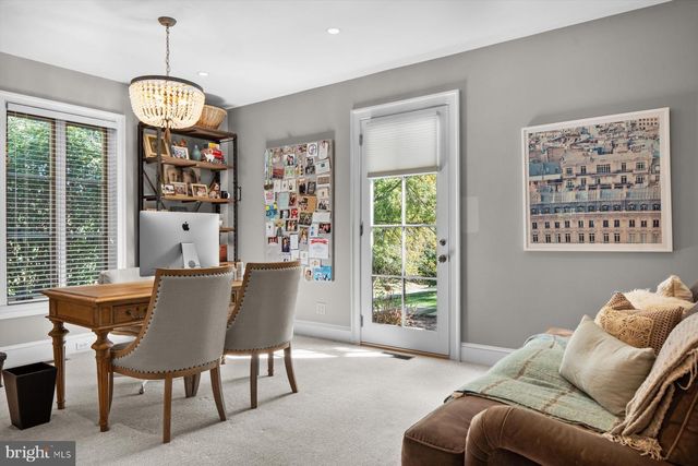 6220 SHEAFF LN, Fort Washington, PA 19034