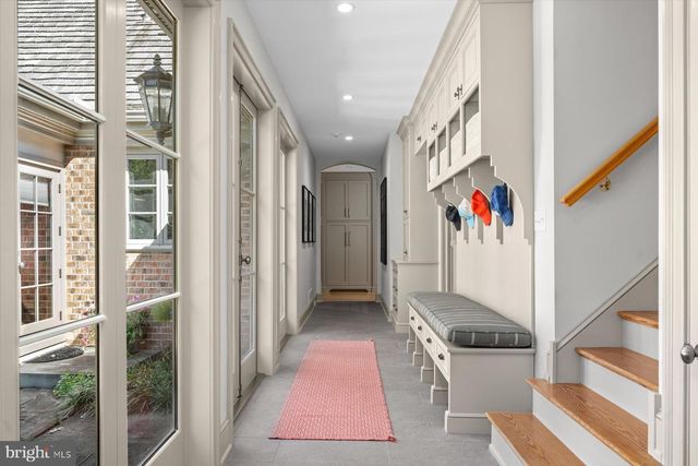 6220 SHEAFF LN, Fort Washington, PA 19034