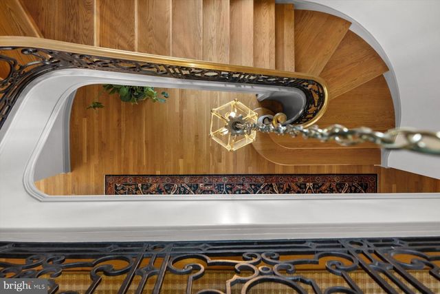 6220 SHEAFF LN, Fort Washington, PA 19034