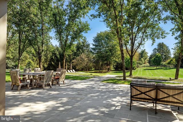 6220 SHEAFF LN, Fort Washington, PA 19034