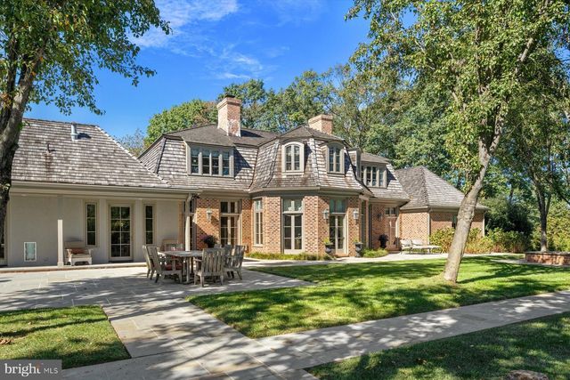 6220 SHEAFF LN, Fort Washington, PA 19034