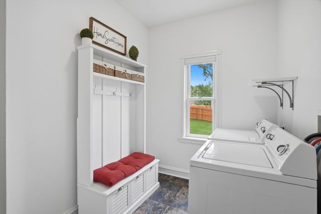 4511 REVERE CT, Columbia, MO 65203