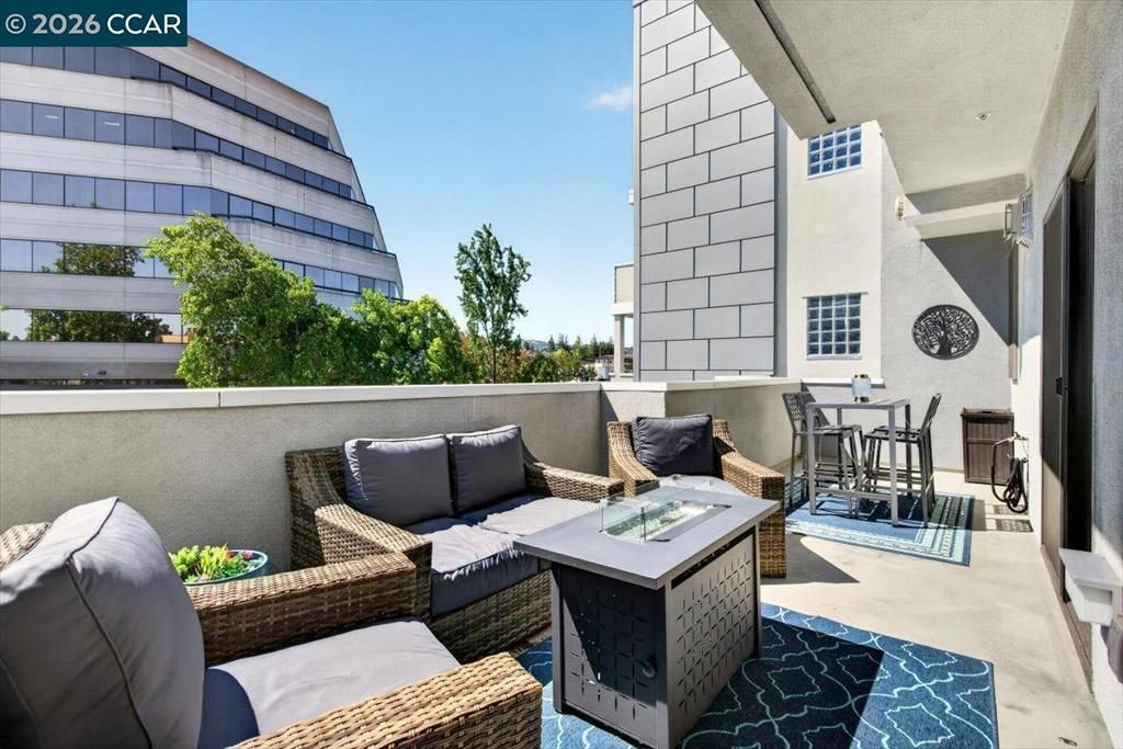 Image 30 of property listing at 1874 Bonanza St 10, Walnut Creek, CA 94596
