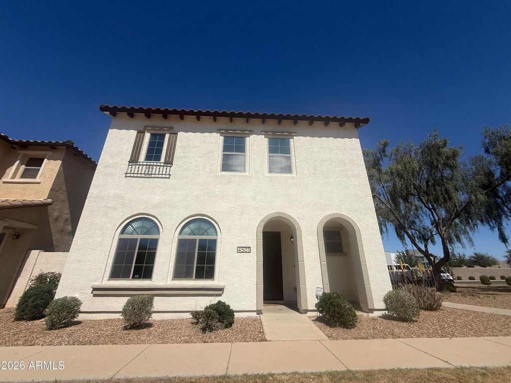 4501 E WYATT Way, Gilbert, AZ 85297
