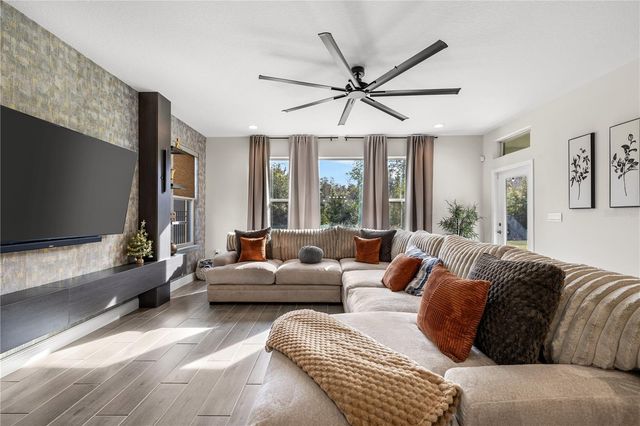 18344 OLIVER TWIST WAY, Winter Garden, FL 34787