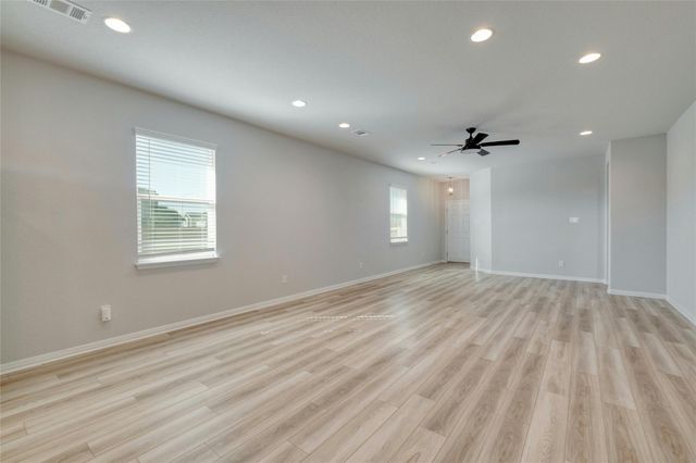 12101 CORSICANA TRL, Manor, TX 78653