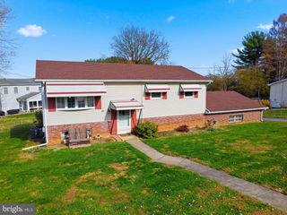 55 BELMAR DR, Dallastown, PA 17313