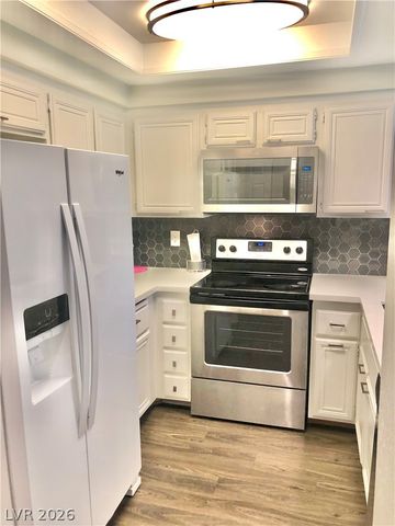 8917 ANTIOCH Way, Las Vegas, NV 89117