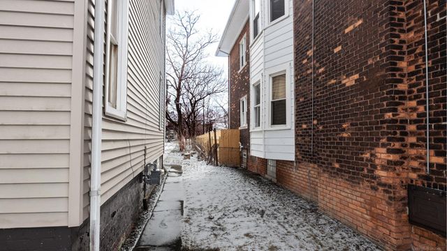 1333 Seward Avenue, Detroit, MI 48202