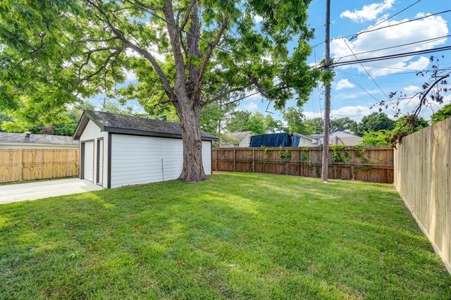 6923 Keller Street, Houston, TX 77087