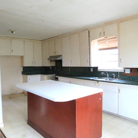 307 E Holly Street, Sheridan, AR 72150